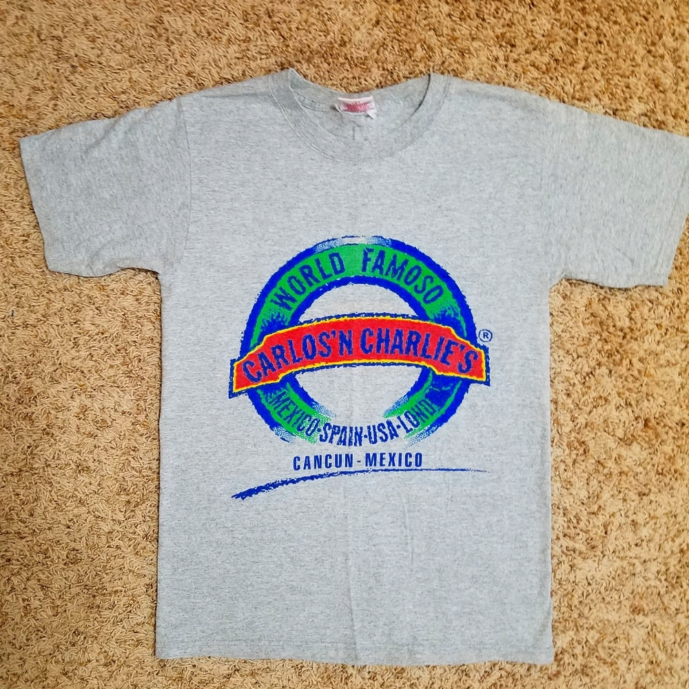 Carlos 'N' Charlie's Cancun Mexico tee Size S